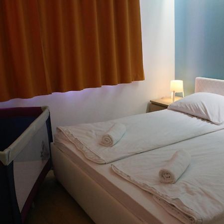 Prime Apartmans Balatonlelle Buitenkant foto