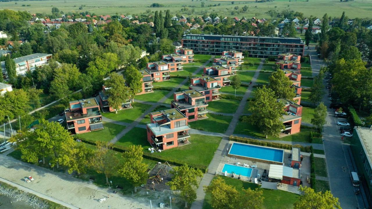 Prime Apartmans Balatonlelle Buitenkant foto