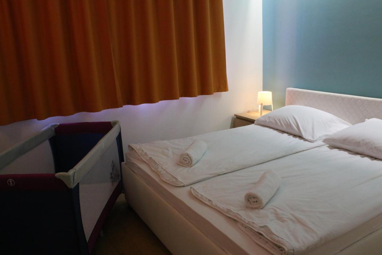 Prime Apartmans Balatonlelle Buitenkant foto